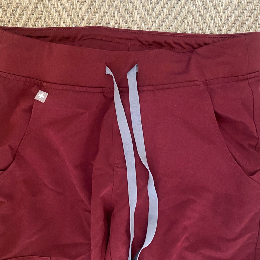 FIGS jogger scrub pant